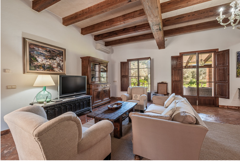 Villa in Esporles in the Tramuntana mountain