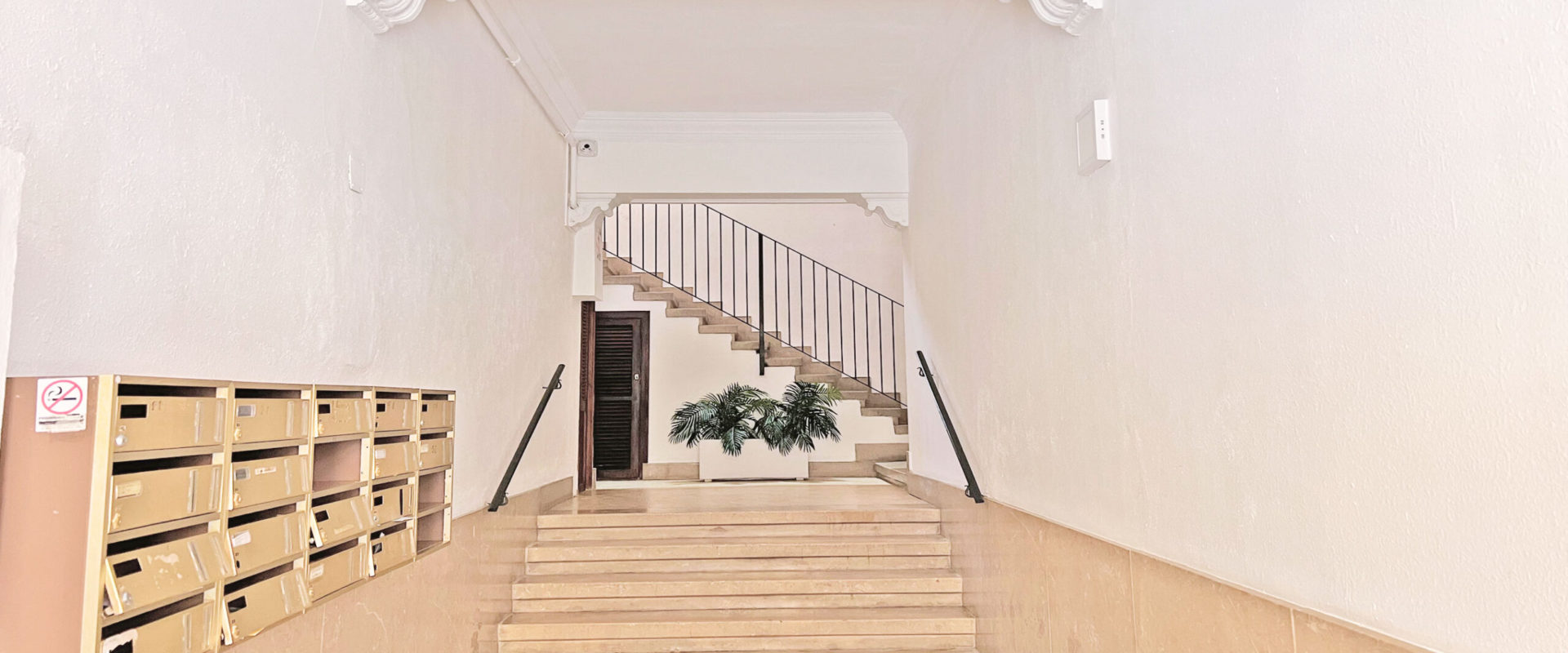 Apartamento cerca de Plaça Espanya