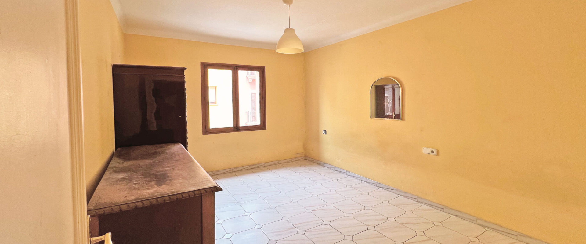 Apartamento cerca de Plaça Espanya