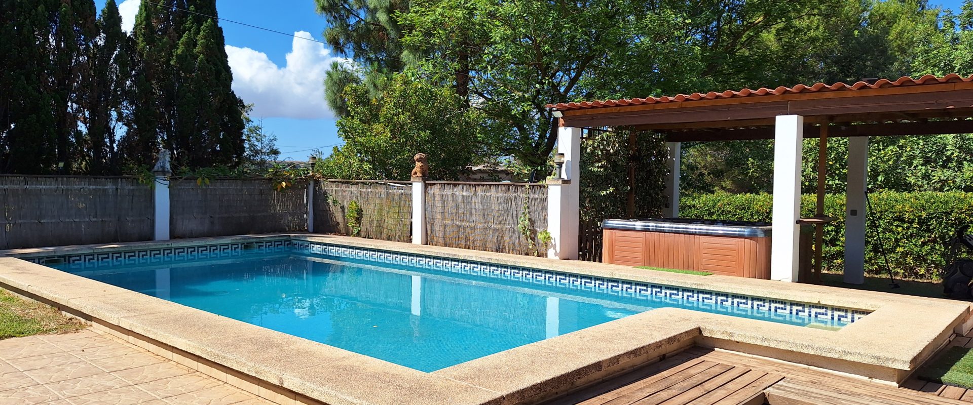 Rustic house with pool just 15 minutes from Palma