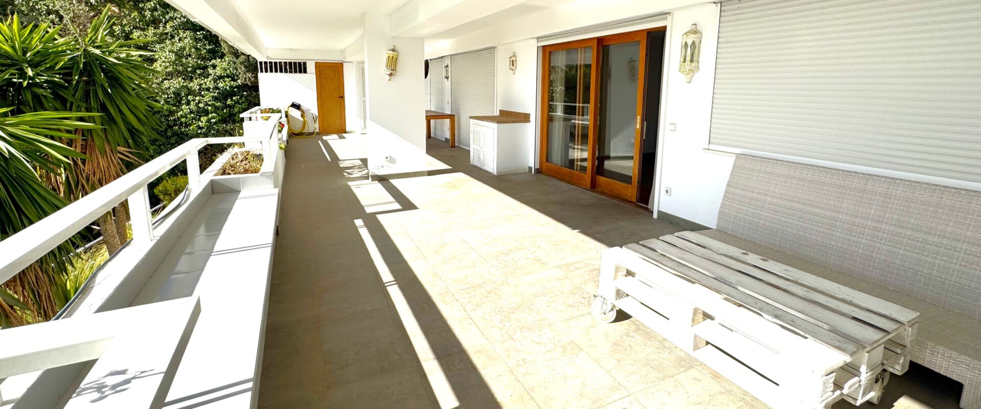 Apartment with  sea views on the first line in Portals