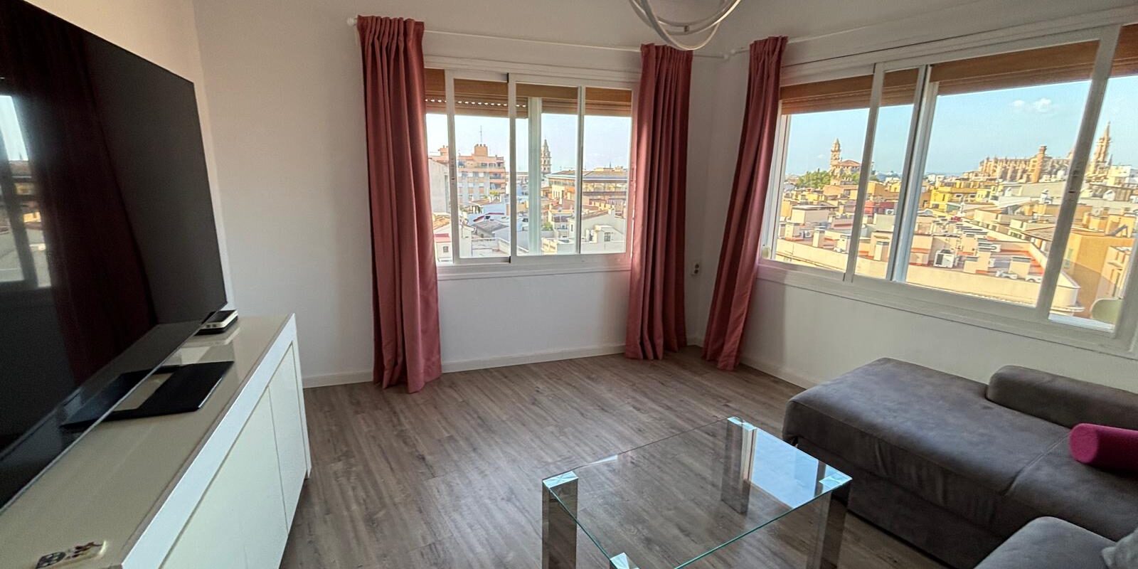 Apartment for Sale in the Heart of Palma