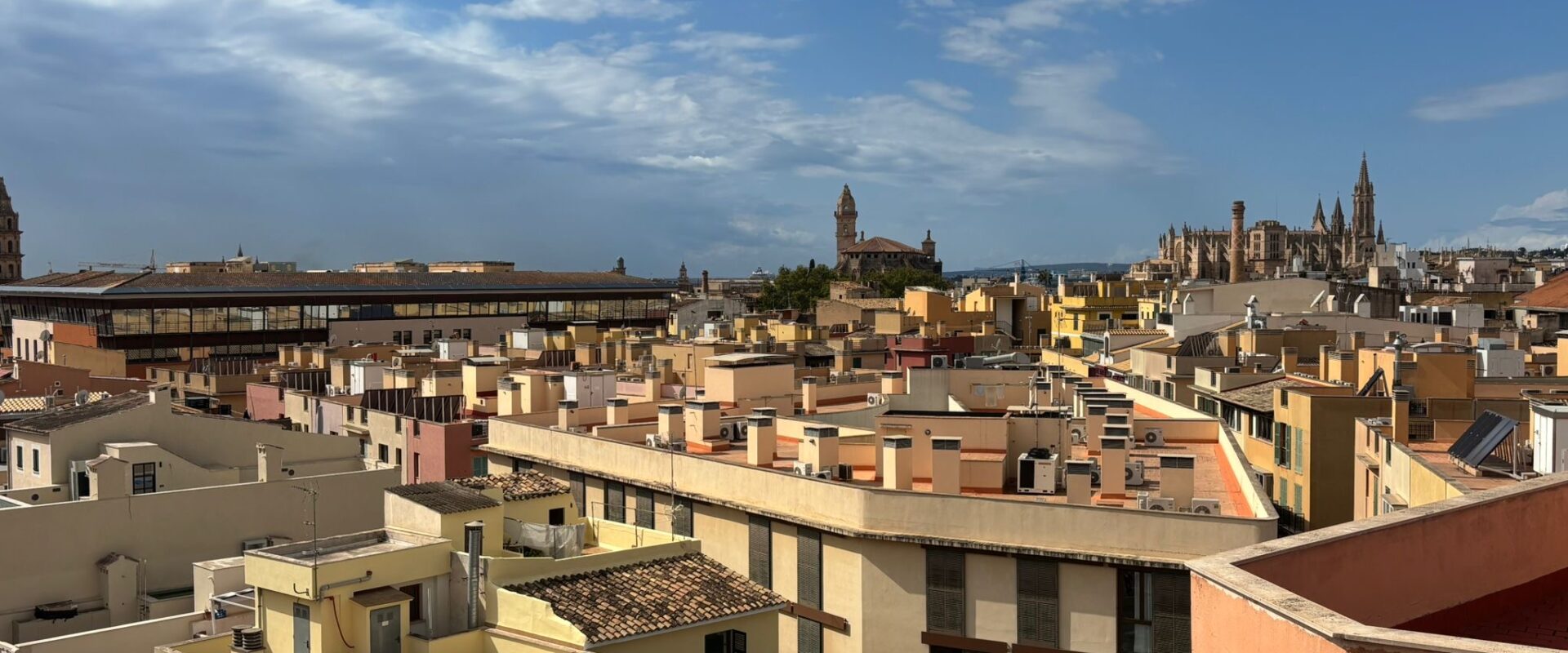 Apartment for Sale in the Heart of Palma