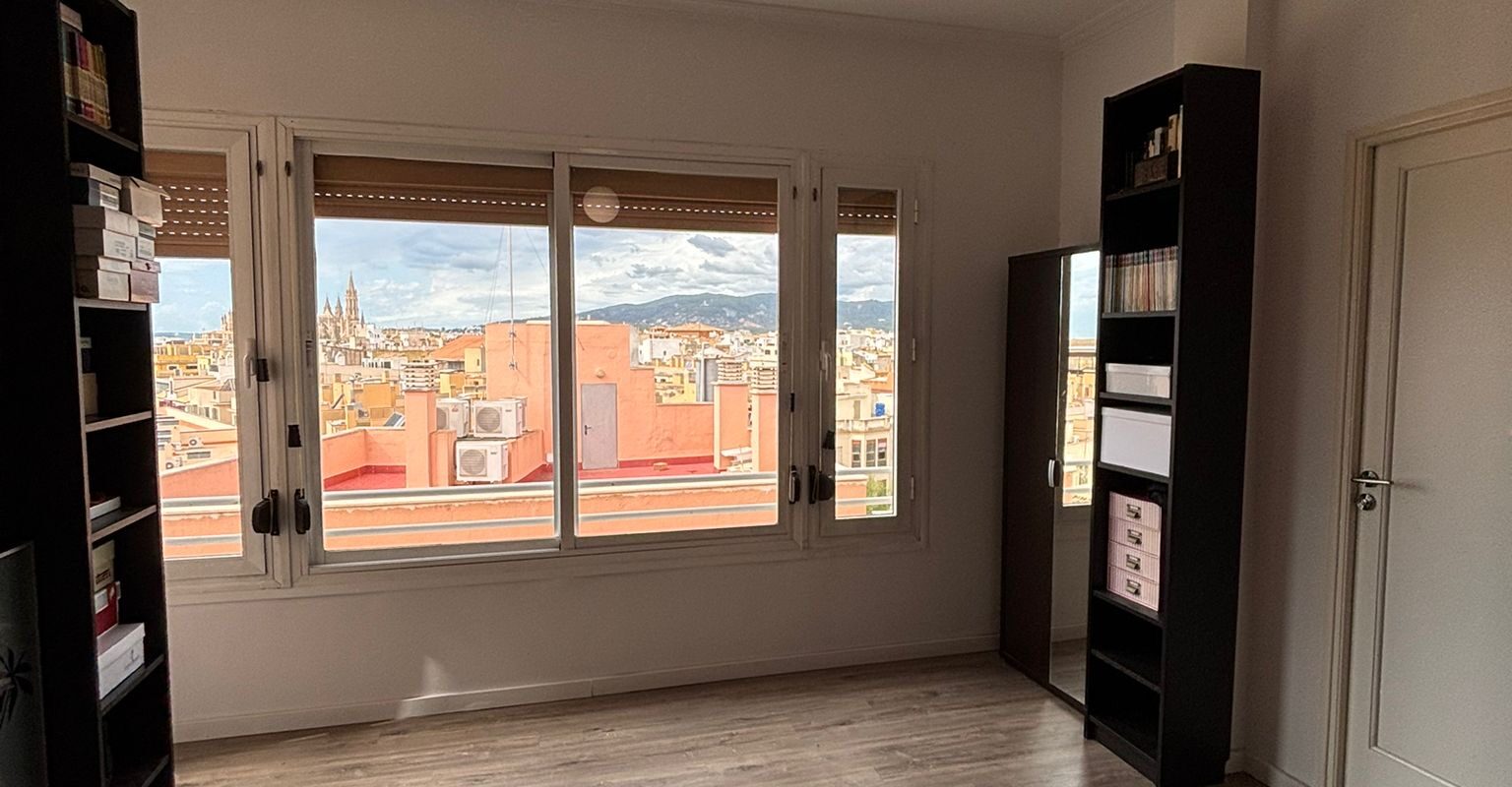 Apartment for Sale in the Heart of Palma