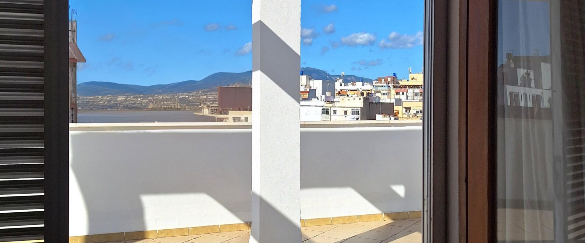 Duplex Penthouse with an Impressive Terrace in Palma
