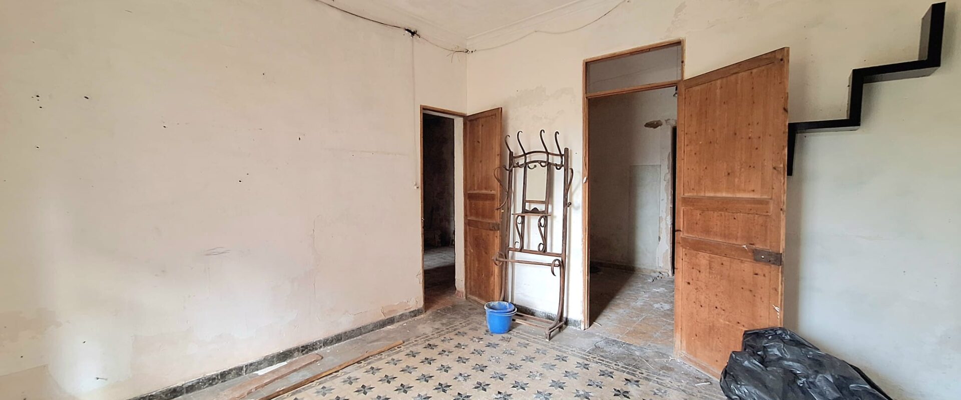 Ground Floor Property with Garden and Pool to Renovate in Son Espanyolet