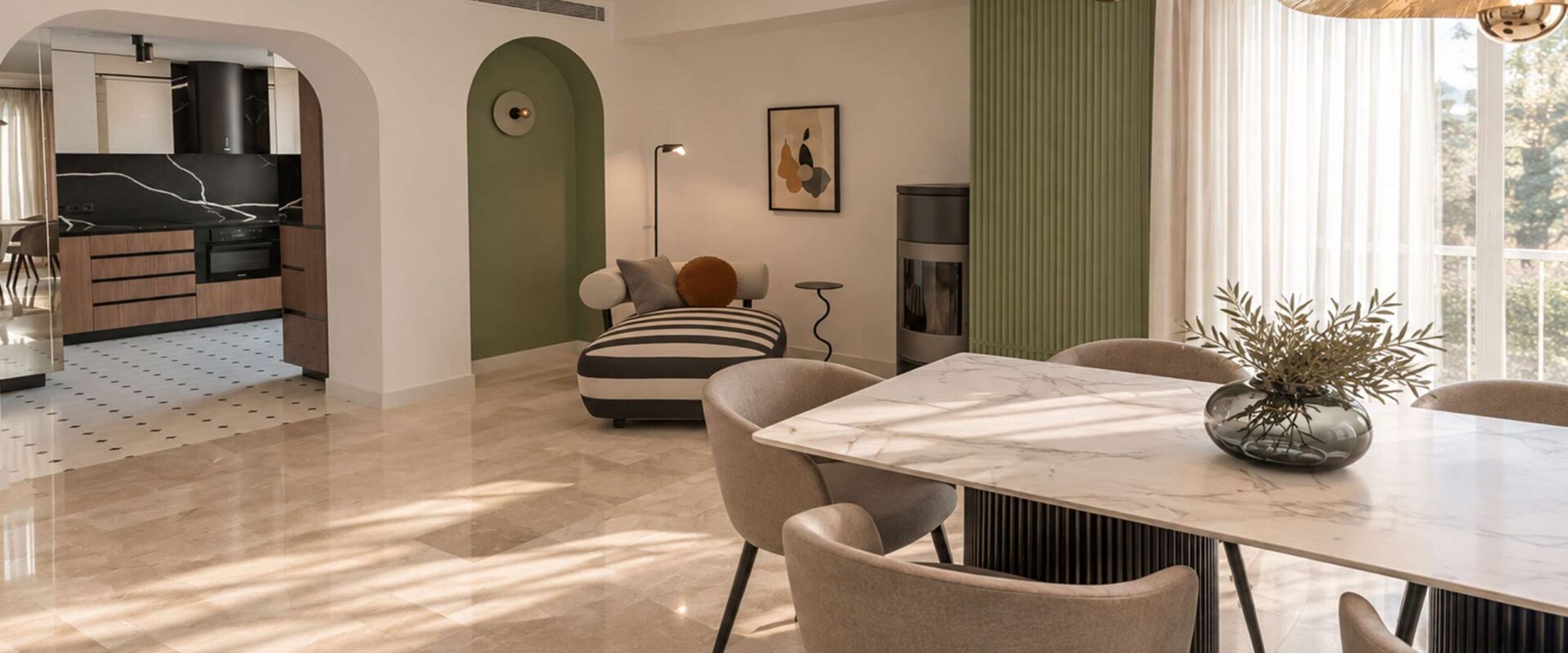 Exclusive renovated townhouse in Santa Ponsa with a garden and swimming pool