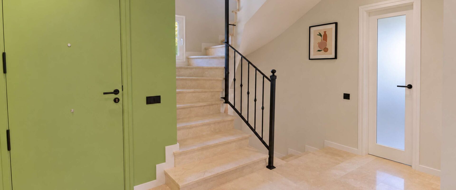 Exclusive renovated townhouse in Santa Ponsa with a garden and swimming pool